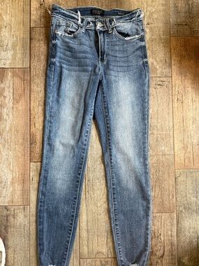 Judy Blue Mid Wash Skinny Jeans with Frayed Hem